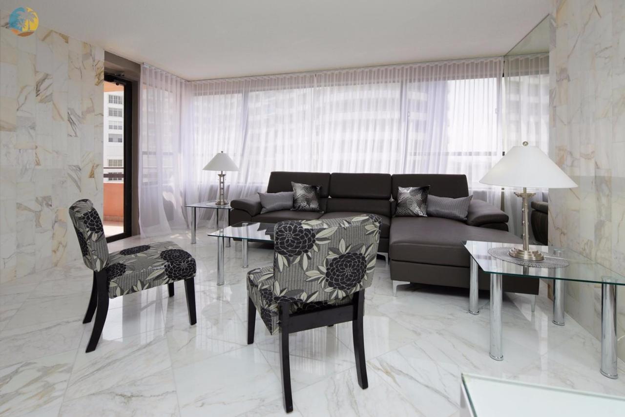 Deluxe Beach Resort - Hora Rentals Маями Бийч Екстериор снимка