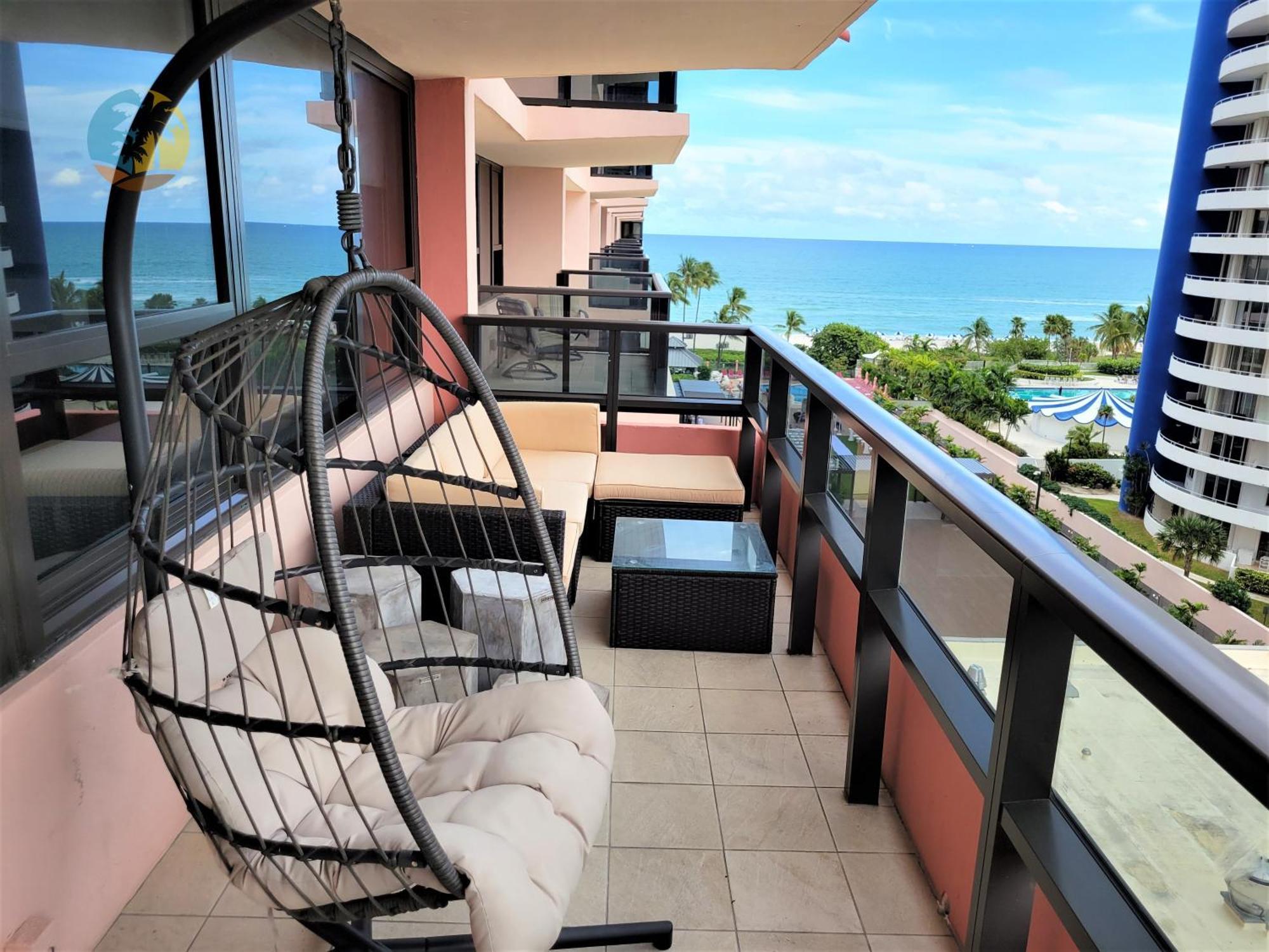Deluxe Beach Resort - Hora Rentals Маями Бийч Екстериор снимка