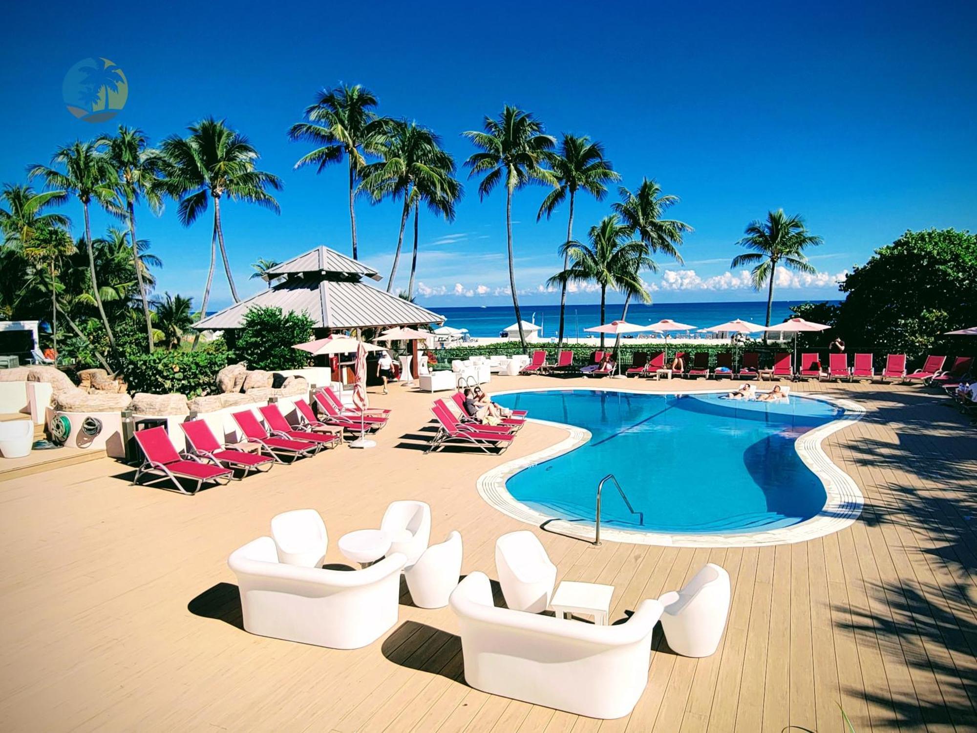 Deluxe Beach Resort - Hora Rentals Маями Бийч Екстериор снимка