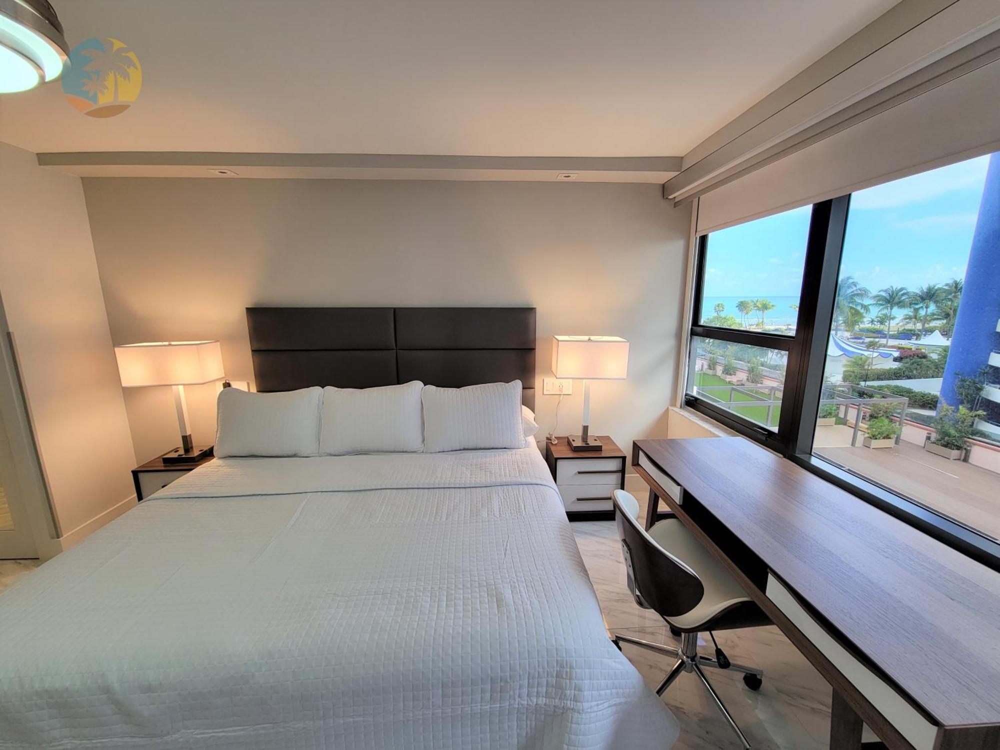 Deluxe Beach Resort - Hora Rentals Маями Бийч Стая снимка